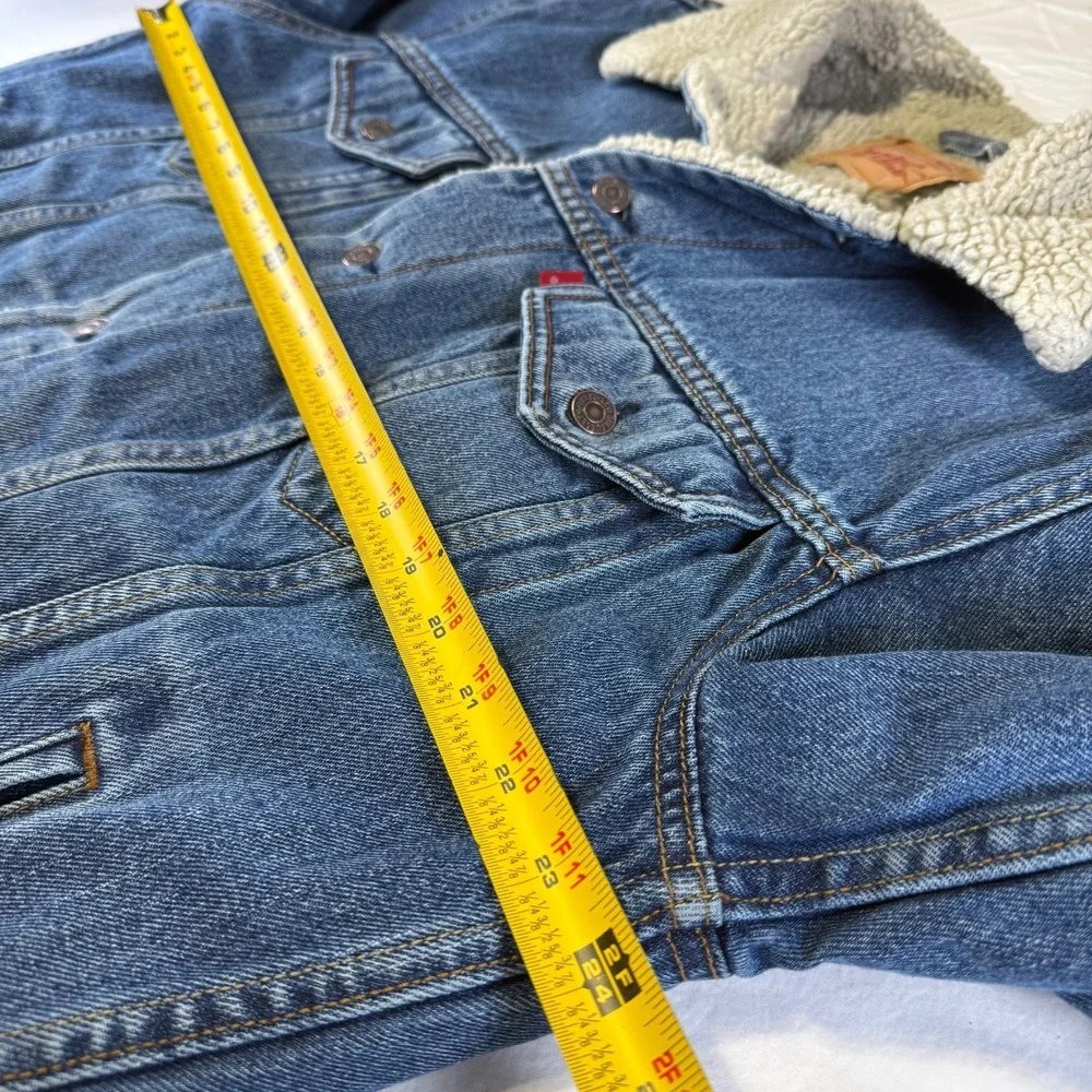 Levis Sherpa Lined Denim Jacket Standard Trucker Men's Size Large 70520-3790